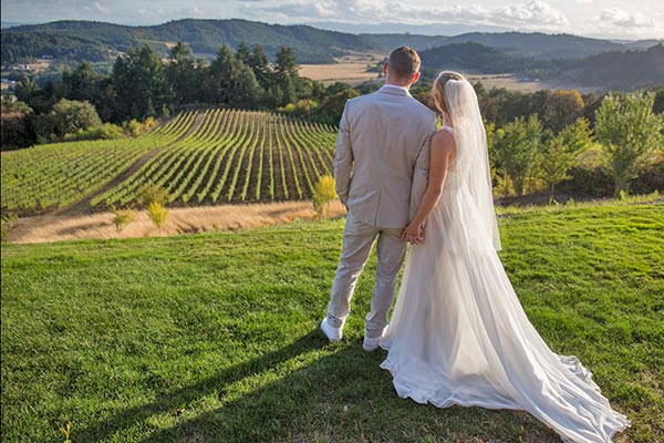 Willamette Valley & McMinnville Wedding Venue at Youngberg Hill Vineyard & Inn.