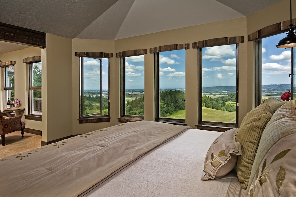 one of the most romantic wedding venues in Oregon, photo of a guest room at our McMinnville bed and breakfast