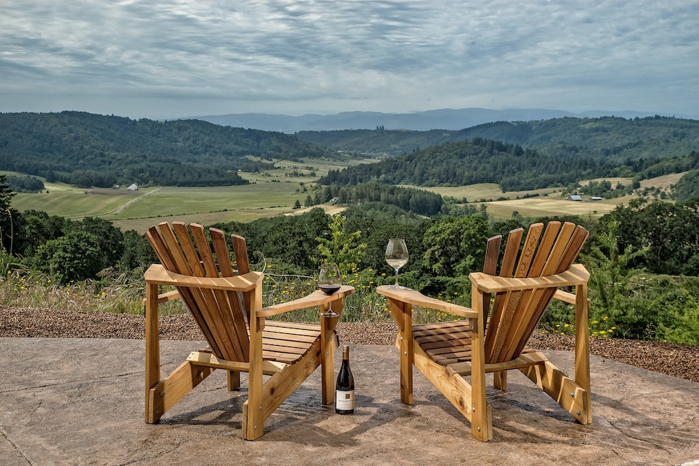 Willamette Valley Wineries for outdoor wine tasting